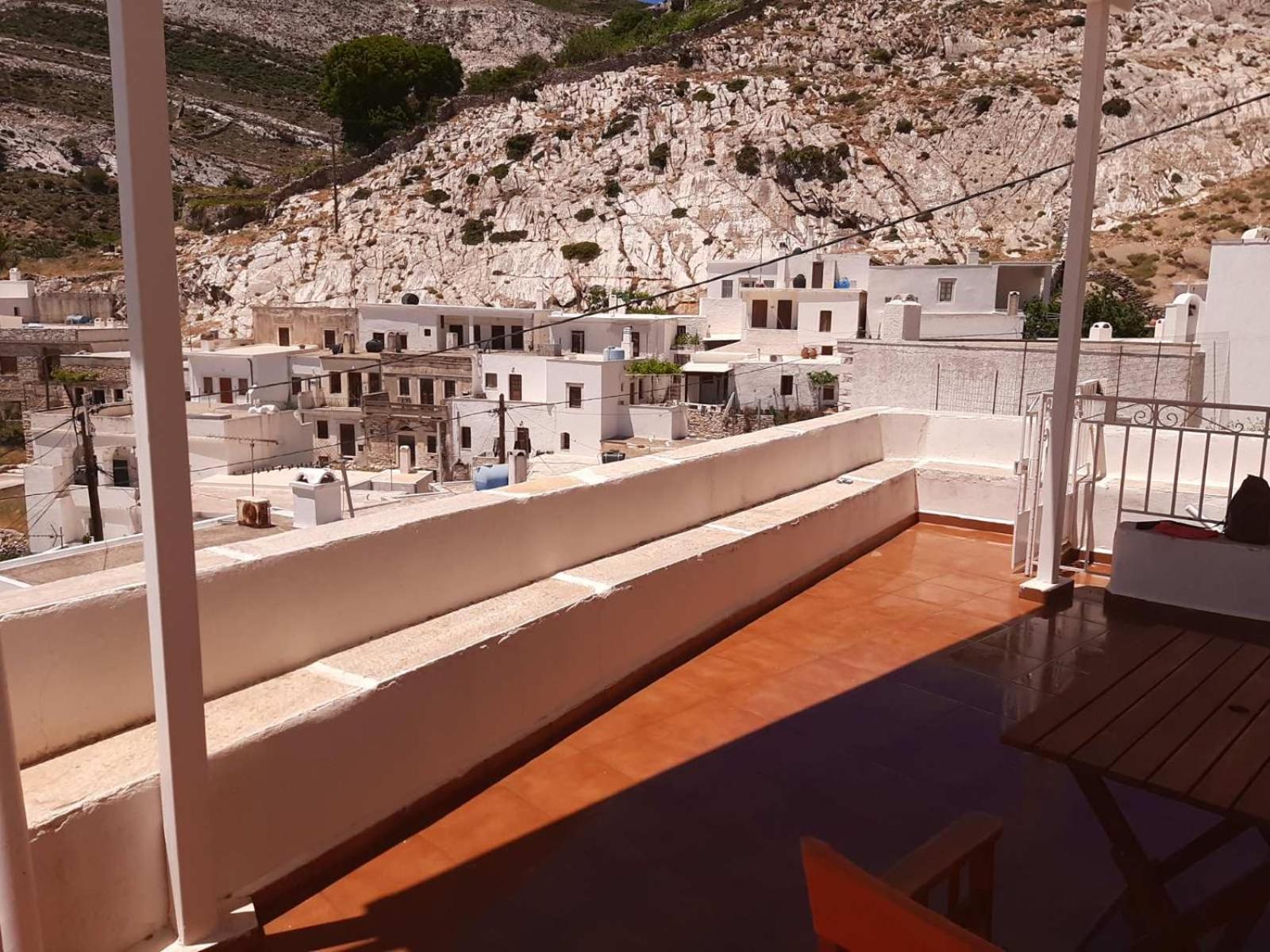 Апартаменти Bella Vista Montagna Aperathos Екстер'єр фото